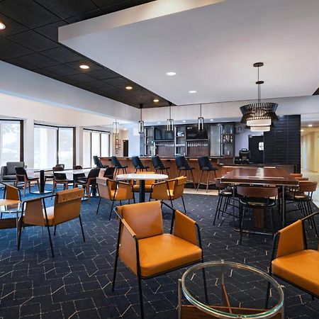 Отель Courtyard By Marriott San Antonio Medical Center Экстерьер фото