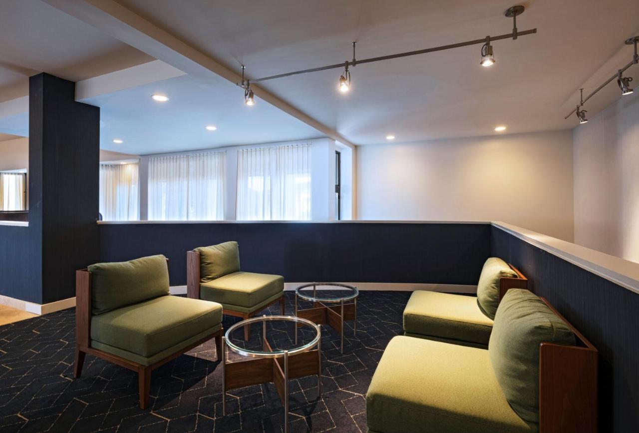 Отель Courtyard By Marriott San Antonio Medical Center Экстерьер фото